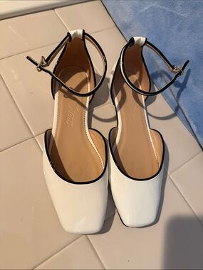 Jcrew White and Black Ankle-Strap Square Toe Flats - Women